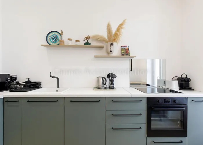 Διαμέρισμα August *